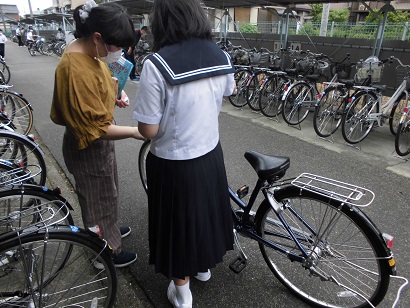 自転車点検 津島市立神守中学校